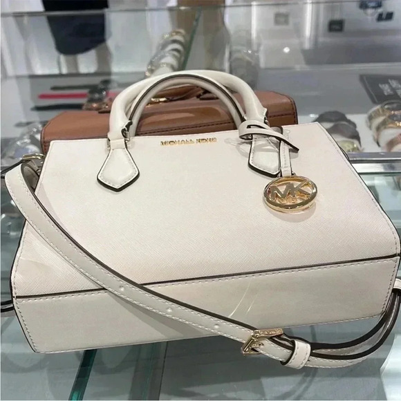 Michael Kors Sheila Small Center Zip Satchel Shoulder Crossbody - Picture 2 of 16